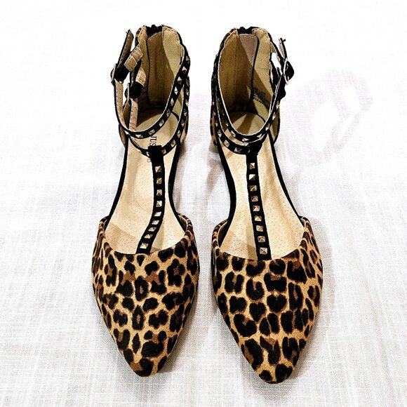 NWOT JUST FAB Pointed Toe With Studded Strap Leopard Print Flats Size 7.5 - Picture 2 of 7